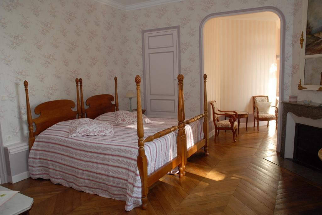 Chambres Au Chateau - Le Clos Des Tourelles Sennecey-le-Grand Екстериор снимка