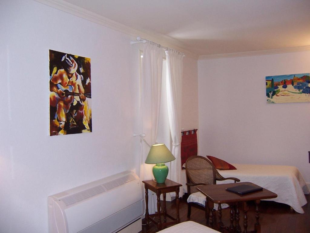 Chambres Au Chateau - Le Clos Des Tourelles Sennecey-le-Grand Стая снимка