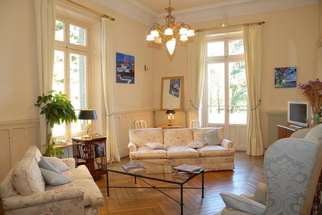 Chambres Au Chateau - Le Clos Des Tourelles Sennecey-le-Grand Екстериор снимка
